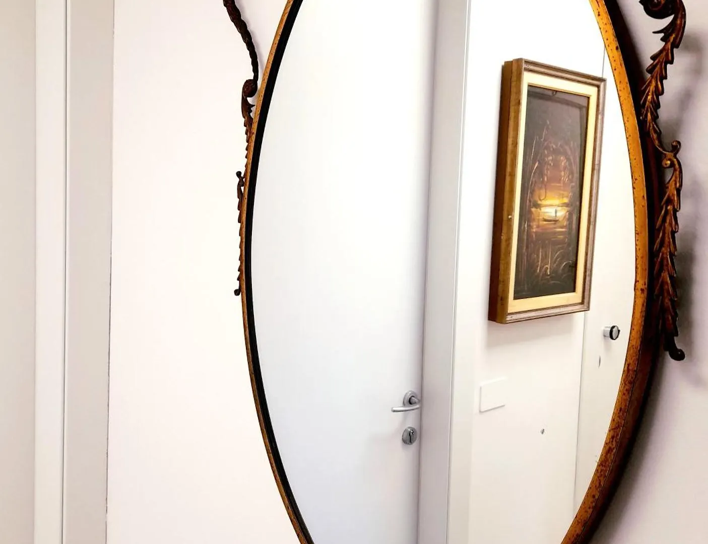 -L' Oasi Del Turista, Room 5- Central Station Private External Bathroom Milan